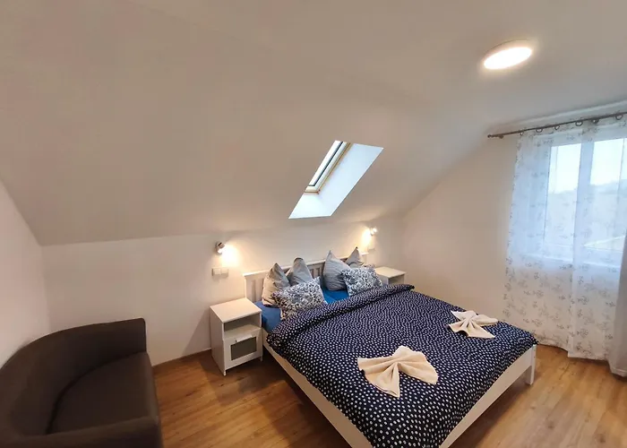 Nyaraló Prazdninova