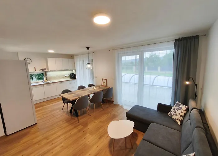 Prazdninova * Zdar (Mlada Boleslav)